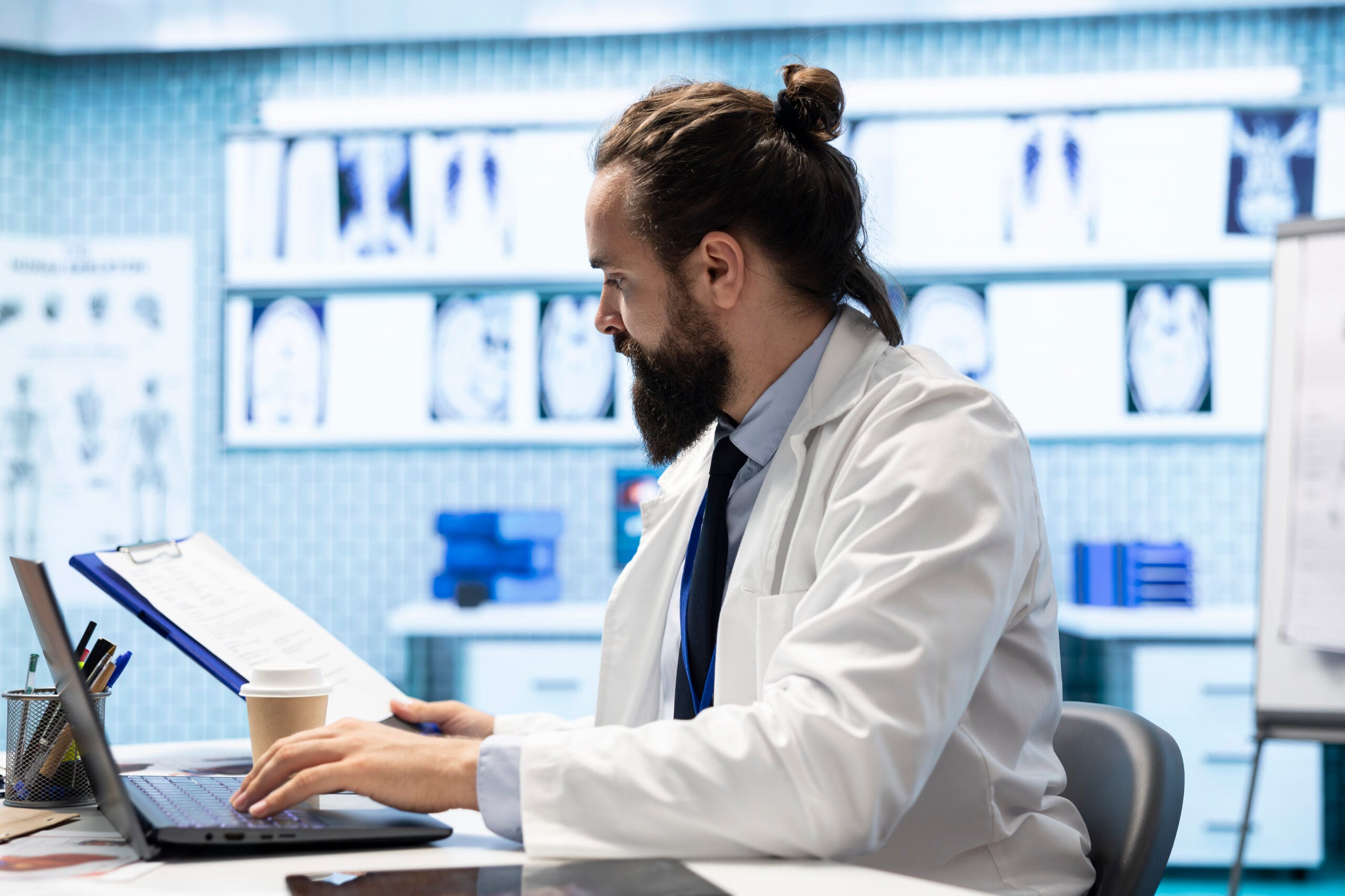 Nota fiscal de médico pode ser terceirizada? Entenda como simplificar essa obrigação e evitar erros fiscais.